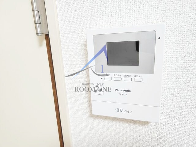 セキュリティ　モニター付きインターホンです。