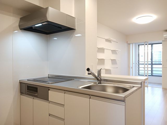 ウエアライトII_内装_1