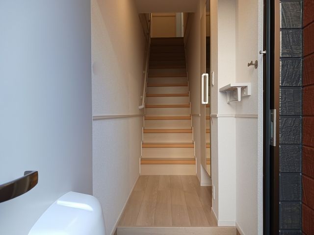 ウエアライトII_内装_5