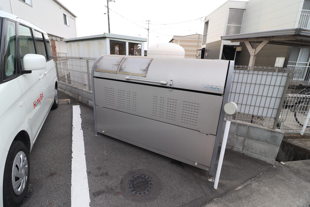 その他共有部分　敷地内ゴミST☆