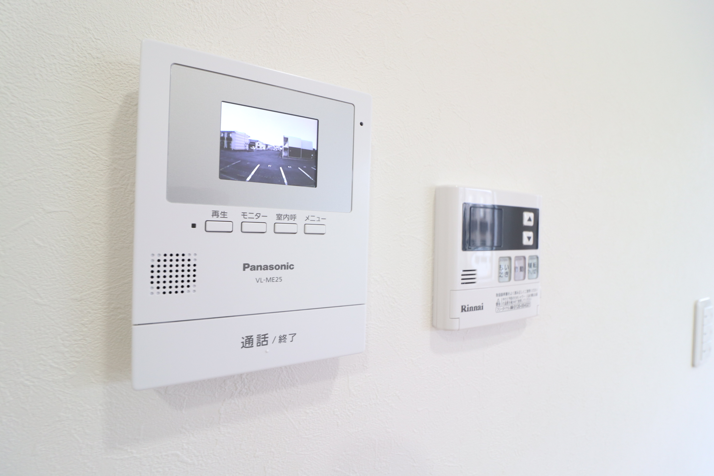 セキュリティ　モニター付きインターホン☆