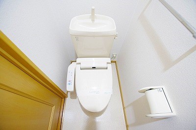 トイレ　★温水洗浄便座付トイレ★