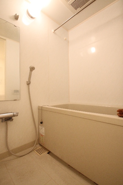 バス・シャワールーム　※別室の参考写真の為、現況優先です※