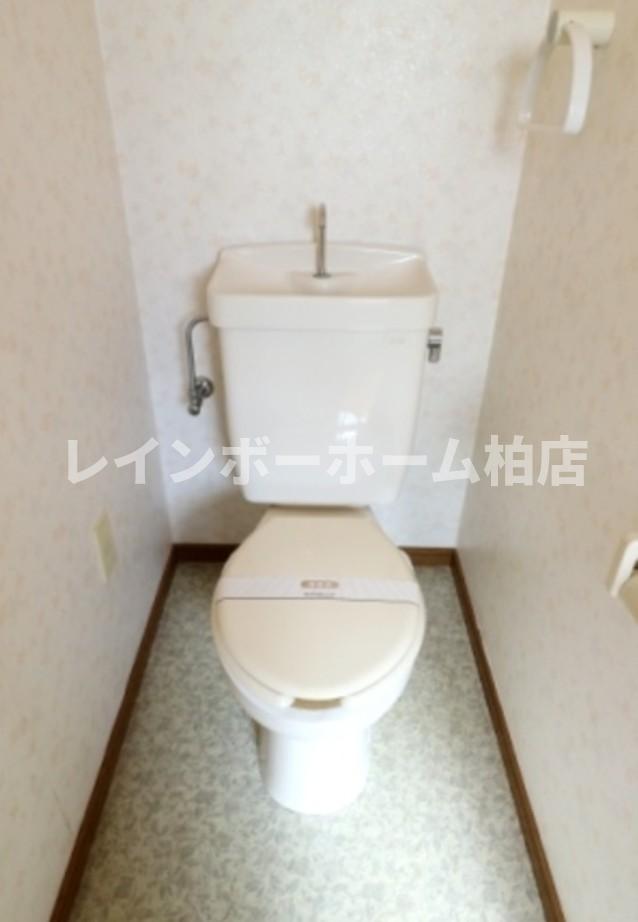トイレ　落ち着いたトイレです