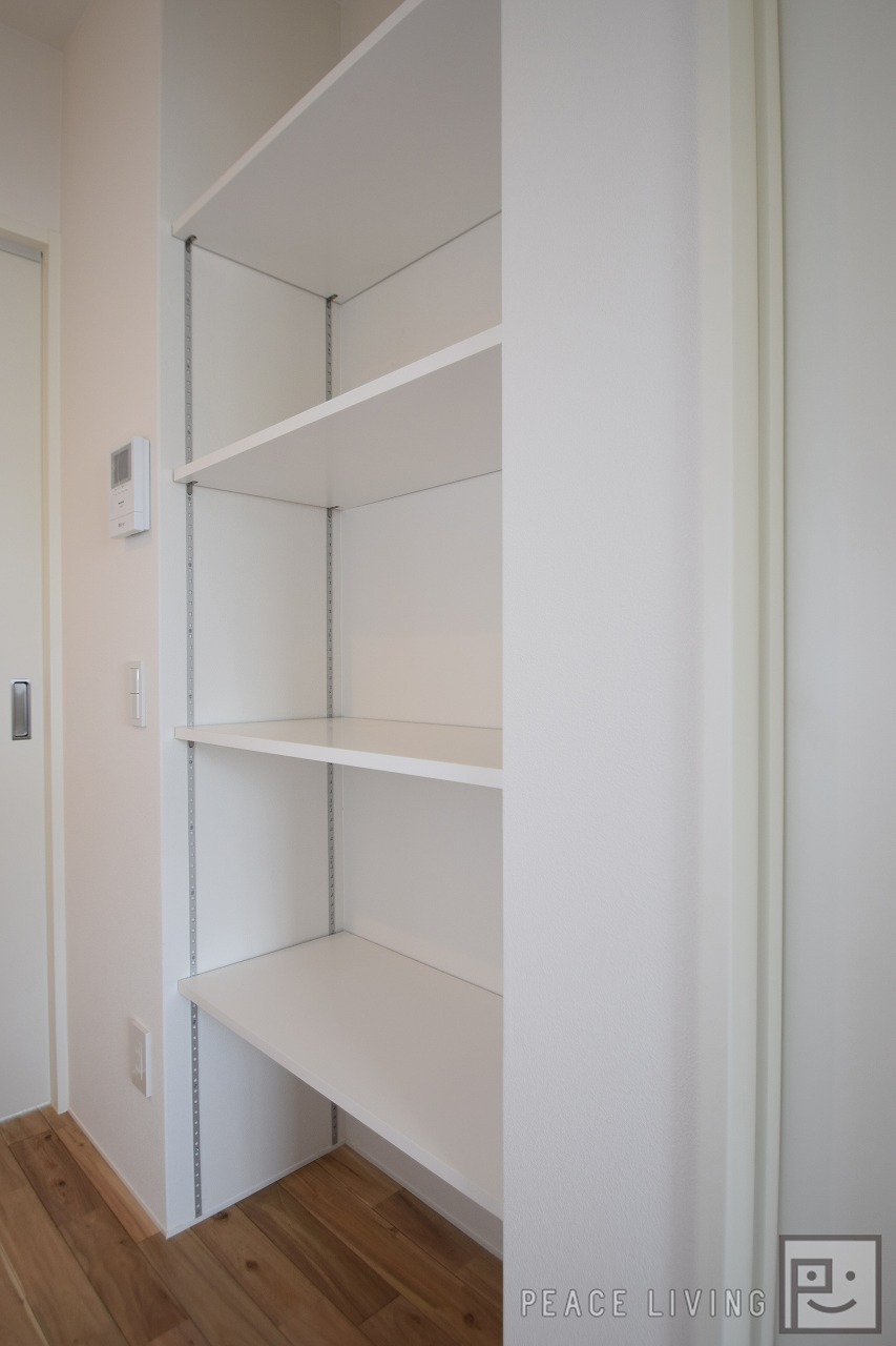 収納　※同間取り別室の写真です。