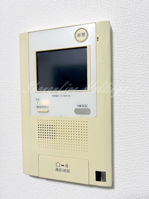 セキュリティ　モニター付きインターホン♪