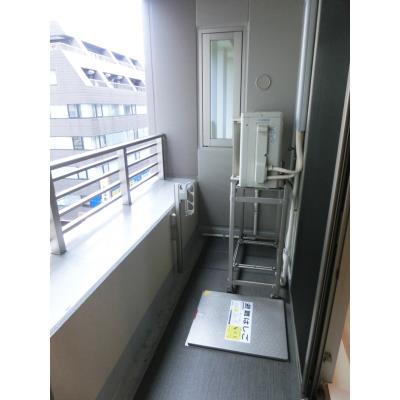 バルコニー　※別部屋の参考写真です。