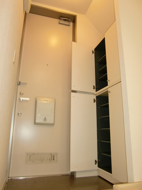 玄関　シューズボックス