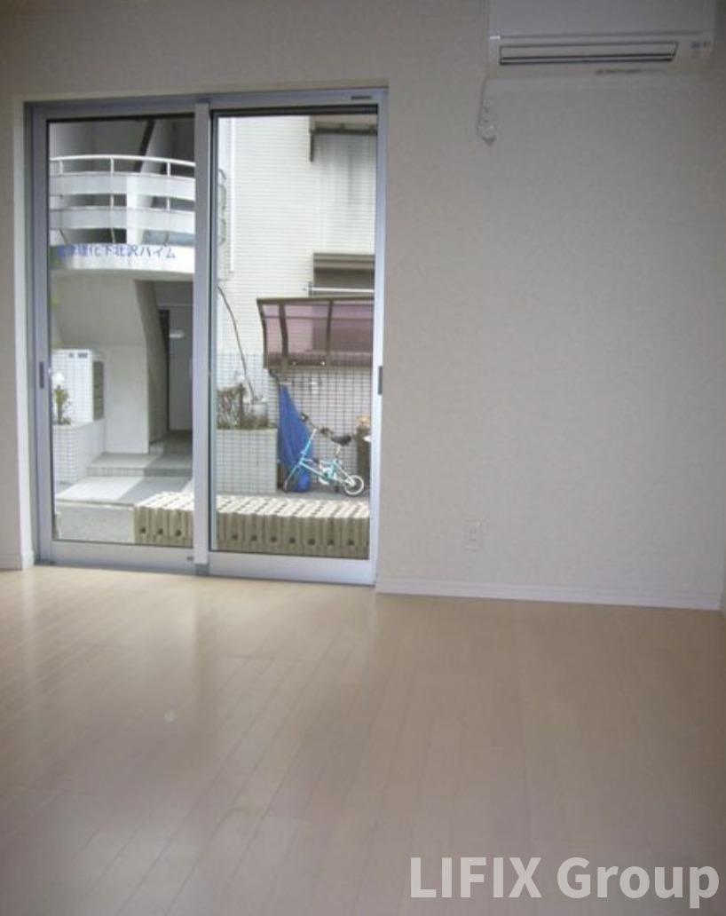 居室・リビング　リビング