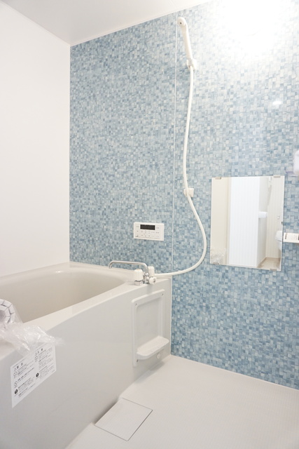 バス・シャワールーム　追焚給湯付きバスルーム