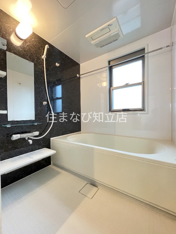 バス・シャワールーム　同型別部屋写真