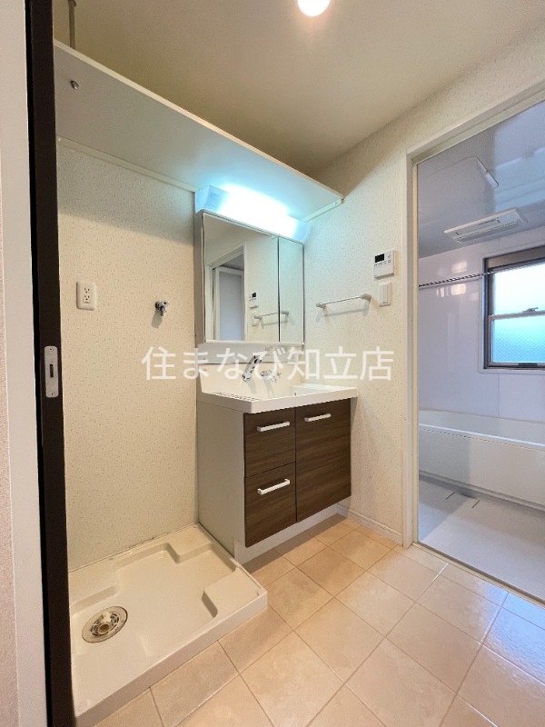洗面設備　同型別部屋写真
