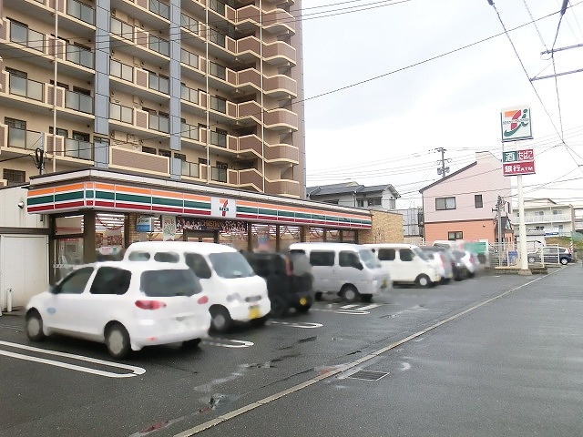 コンビニ　セブンイレブン小倉日明4丁目店（コンビニ）まで483m