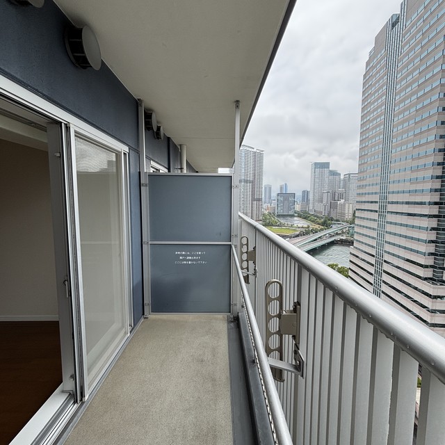 バルコニー　※写真は同タイプ住戸です。