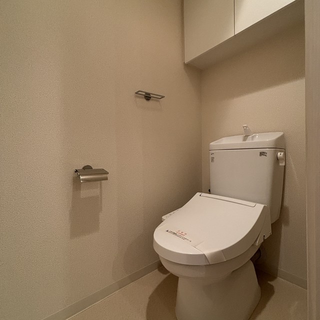 トイレ　※写真は同タイプ住戸です。