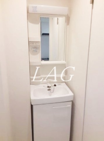 洗面設備　洗面台です。
