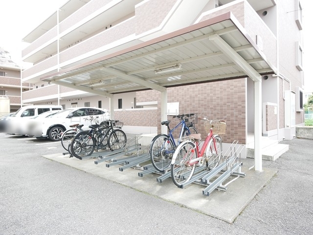 その他共有部分　屋根付駐輪場