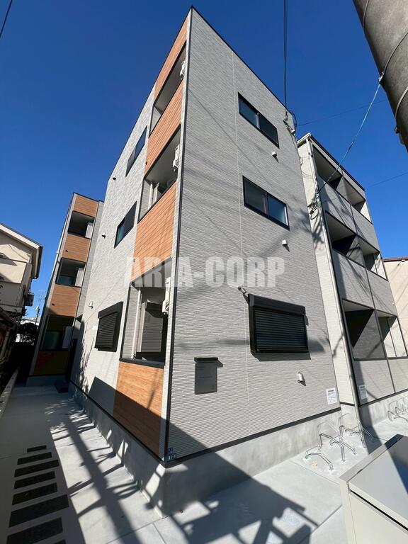 建物外観　2025年完成、大手ハウスメーカー施工のデザイナーズアパート