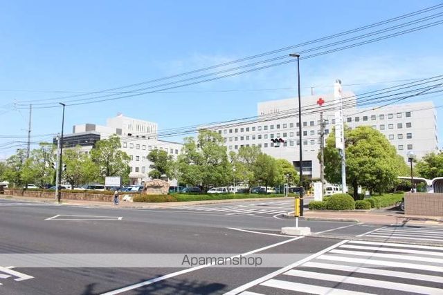 病院　岡山赤十字病院（病院）まで600m