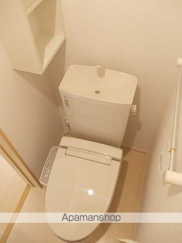 ＪＲ山陽本線 福山駅 バス乗車時間：15分 最寄りバス停で下車 徒歩38分 2階建 築12年のトイレ写真