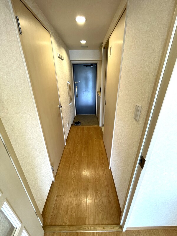 玄関　別部屋の参考写真です。