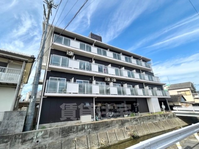 Renatus大和高田の外観写真