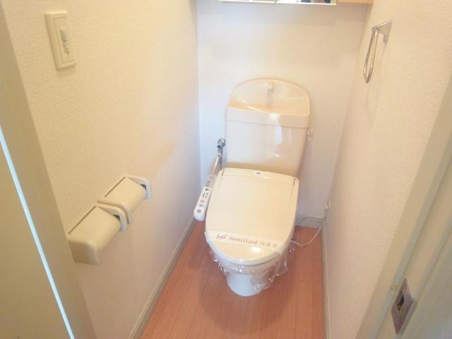 トイレ　シャワー付トイレ