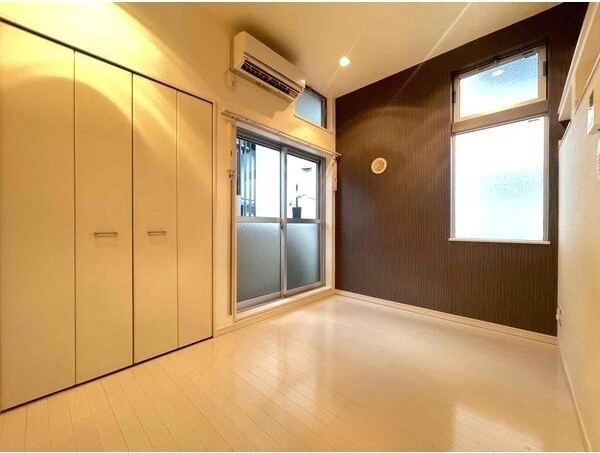 居室・リビング　※写真は同じマンションの違う部屋のものになります。