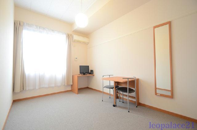 居室・リビング　別部屋同仕様タイプ