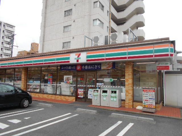 コンビニ　セブンイレブン名古屋植田本町3丁目店（コンビニ）まで703m