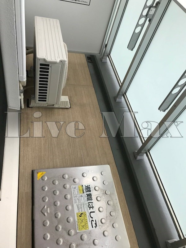 バルコニー　家具家電付き