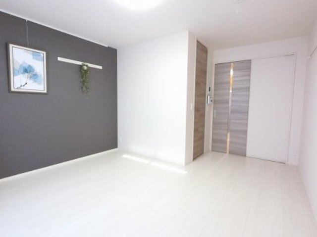 居室・リビング　収納付のお部屋