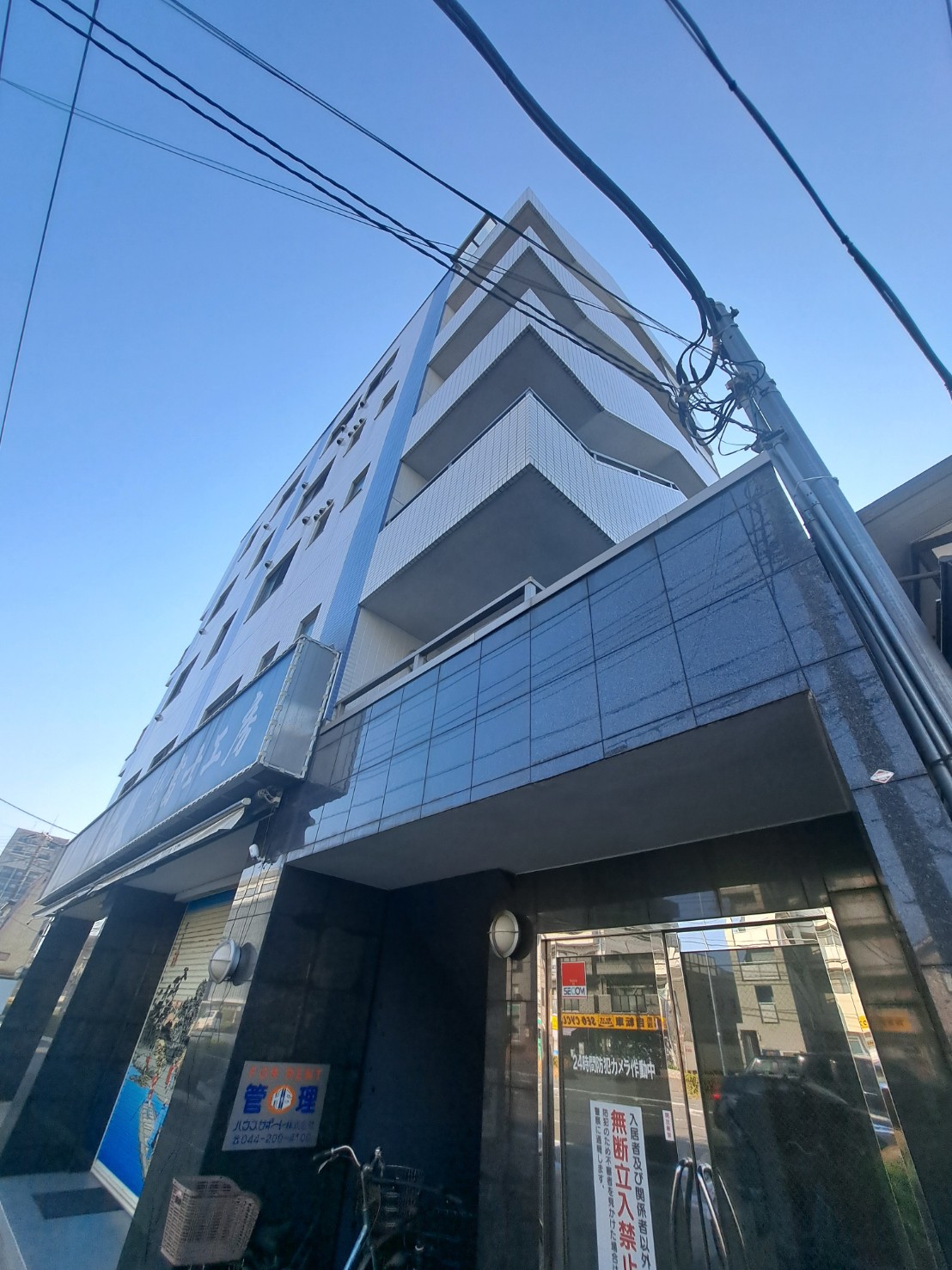川崎市川崎区富士見のマンションの建物外観