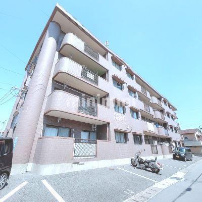 熊本市中央区出水のマンションの建物外観
