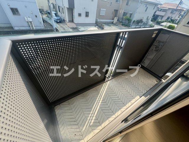 【高崎市矢中町のアパートのバルコニー】