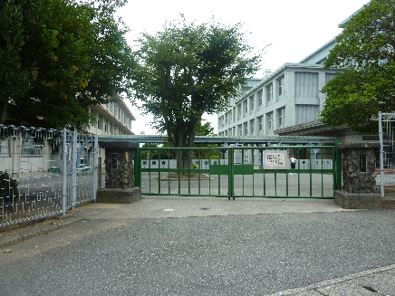 中学校　静岡市立清水第七中学校（中学校）まで1300m