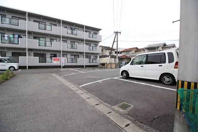 【ドリームコーポの駐車場】