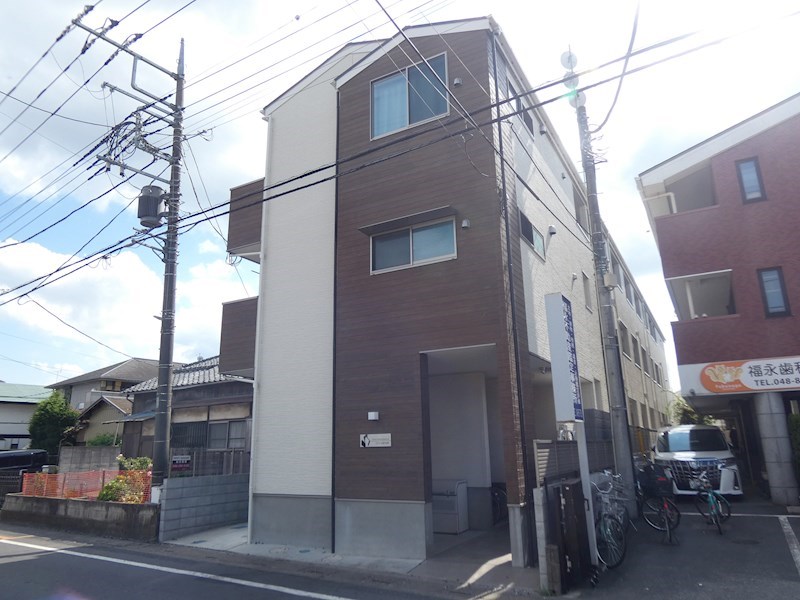 ステラ与野本町の建物外観