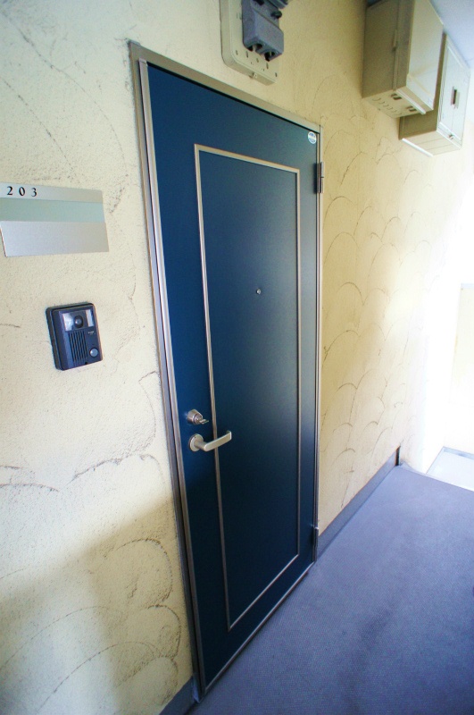 玄関　落ち着いた玄関です