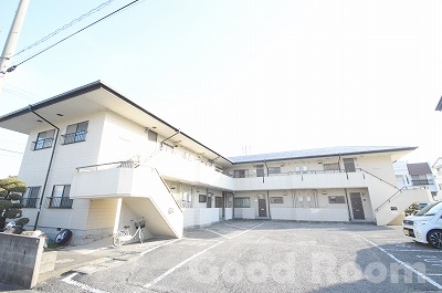 徳島市津田本町のアパートの建物外観