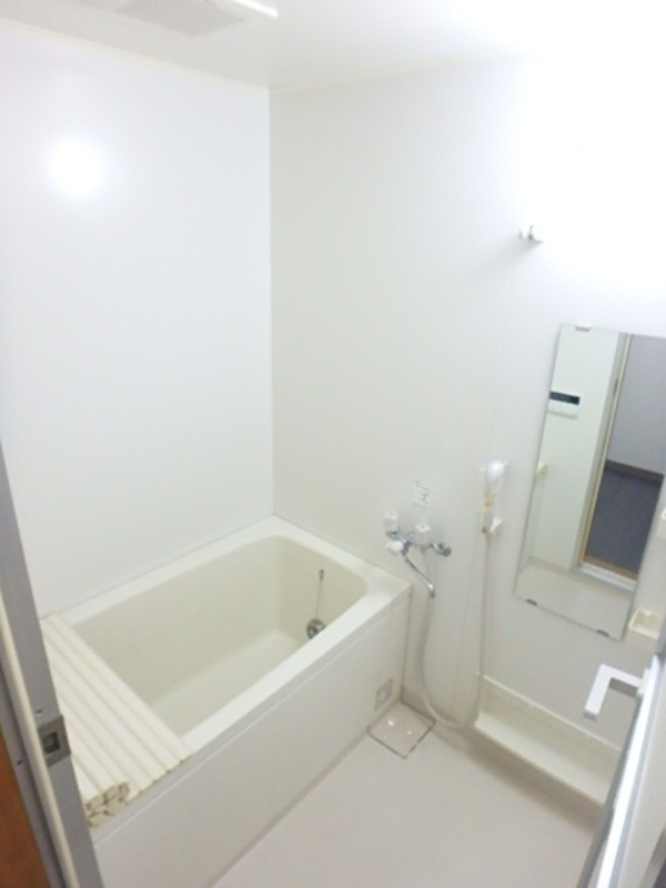 バス・シャワールーム　図面と現状に相違がある場合には現状を優先