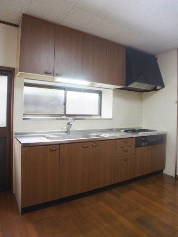 キッチン　お料理しやすいキッチンです※別棟の写真になります