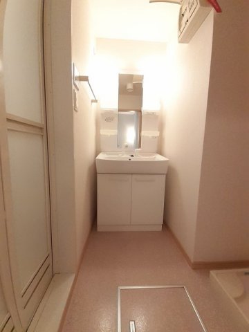 洗面設備　洗面所です