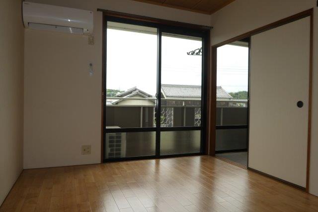 居室・リビング　洋室