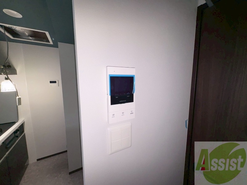 セキュリティ　ＴＶモニター付インターホンです。来客者の顔が見えるので安心！