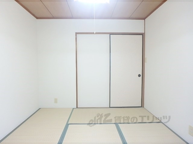 居室・リビング　和室