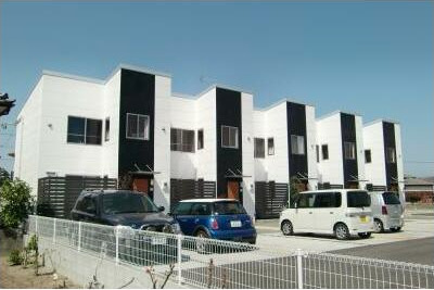 建物外観　外観は落ち着いています