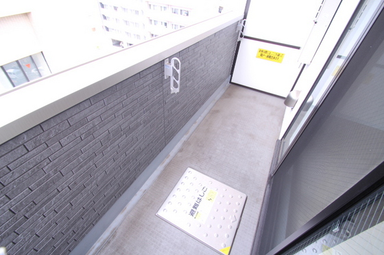 バルコニー　※別部屋の写真です