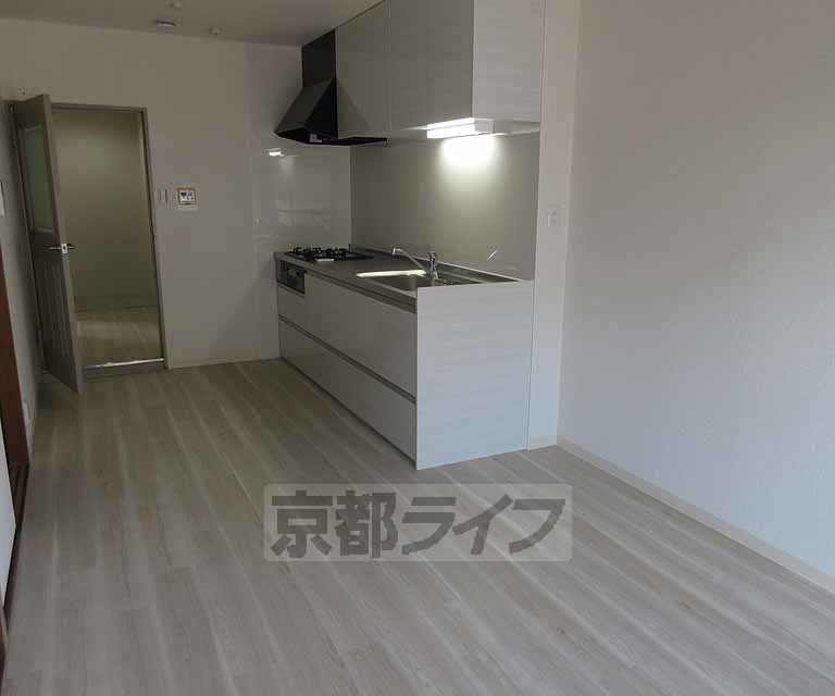 居室・リビング　明るいリビングです！