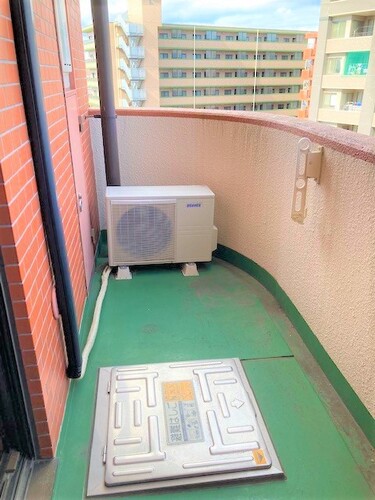 バルコニー　バルコニー